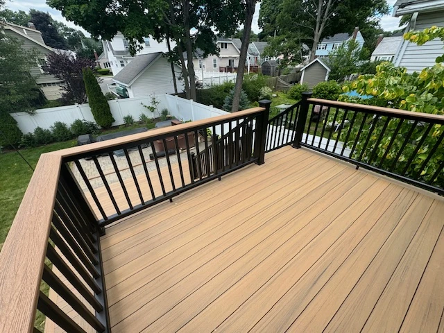 aerial-view-of-pvc-decking-with-black-aluminum-railing-featuring-nature-view