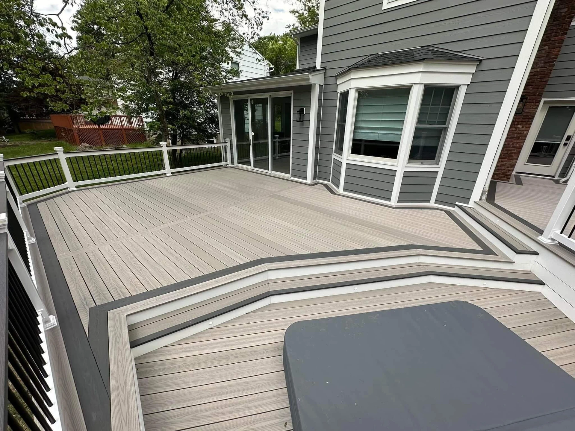 coastline-deck-with-deck-railing-and-a-porch