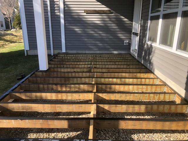 residential-wood-deck-framing